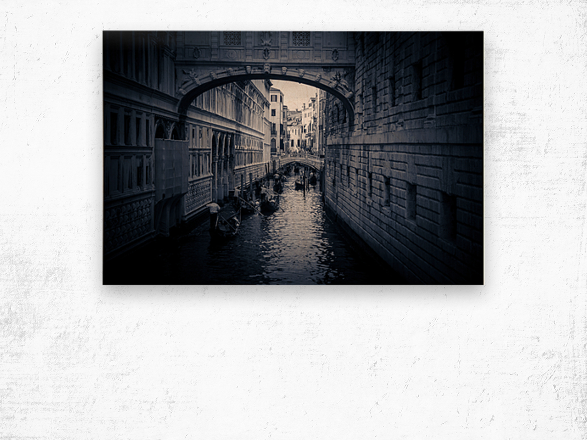Pont de Venise Wood print